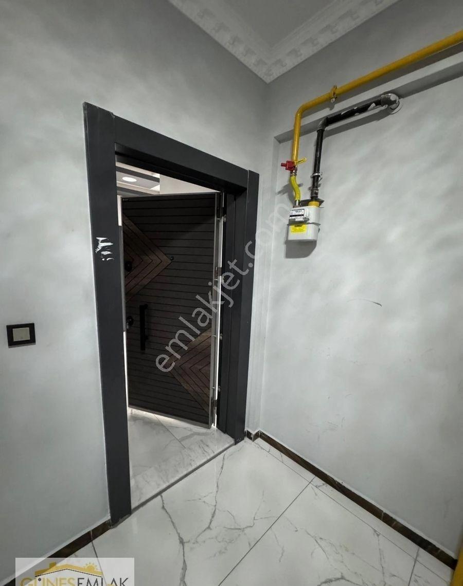 Güneş Emlaktan Cadde Üstü Satılık Masrafsız Daire - Görsel 10