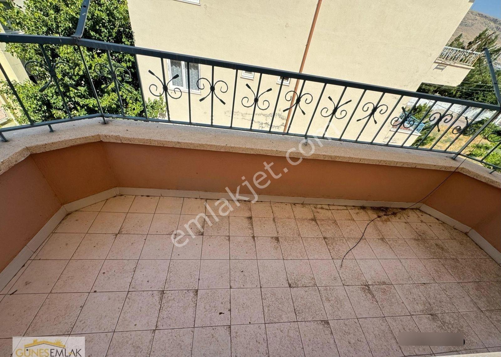 Güneş Emlaktan Çarşı Merkezde Uygun Fiyatlı Satılık Daire - Görsel 14