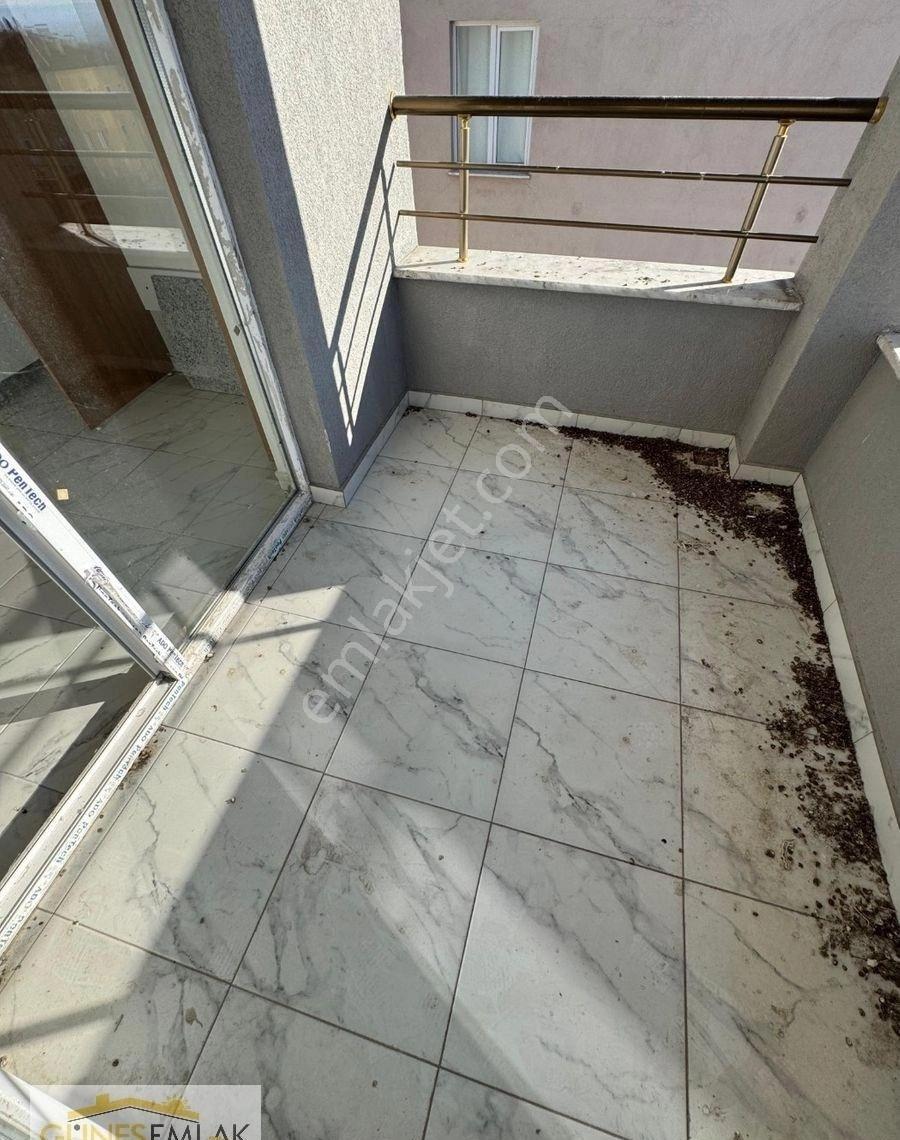 Güneş Emlaktan Tek Daire Üstüne Satılık Sıfır Daire - Görsel 13