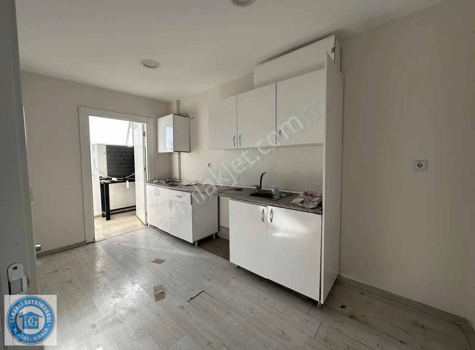 Akatay Plazada Satılık 2+1 Büro - Görsel 3
