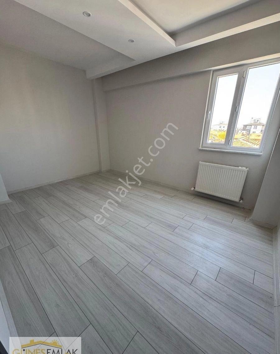 Güneş Emlaktan Cadde Üstü Satılık Sıfır Daire - Görsel 5