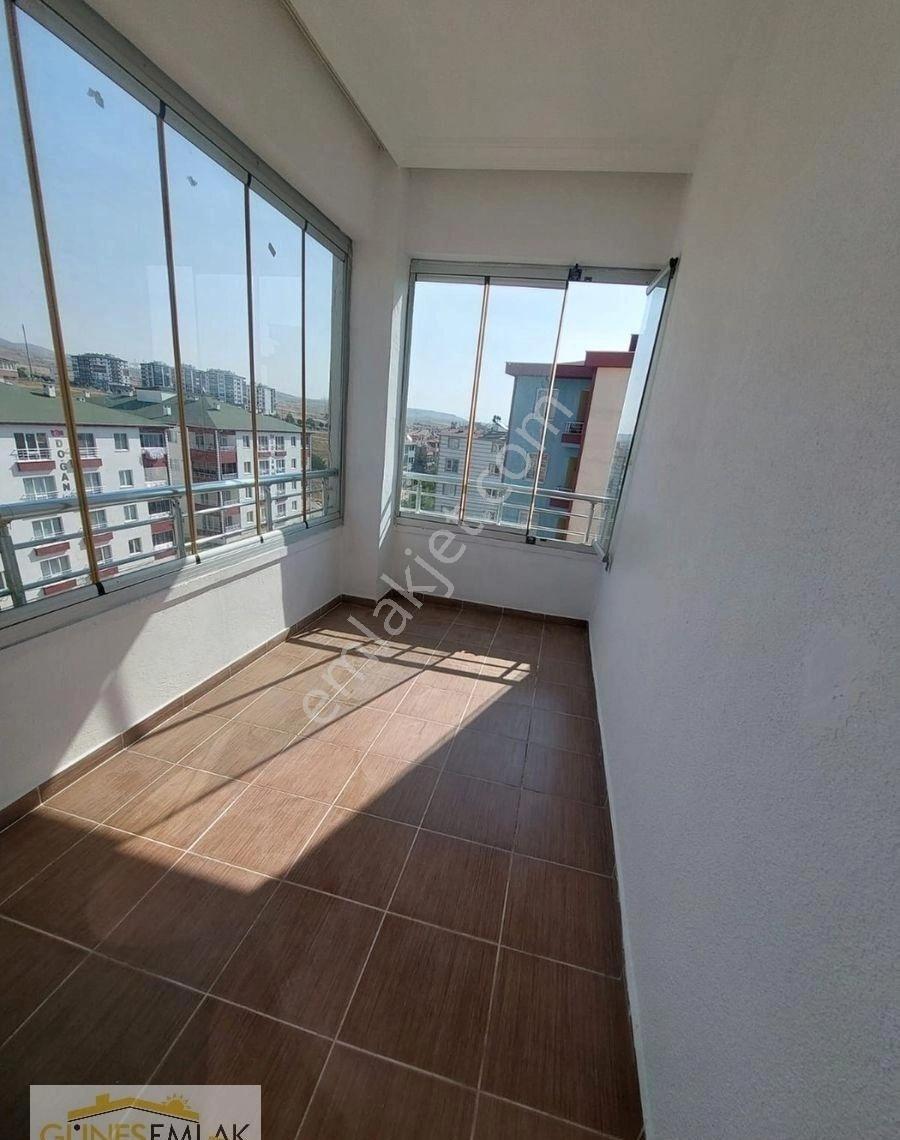 Güneş Emlaktan Yeni Hastane Bölgesinde Geniş Teraslı Satılık Dubleks Daire - Görsel 9