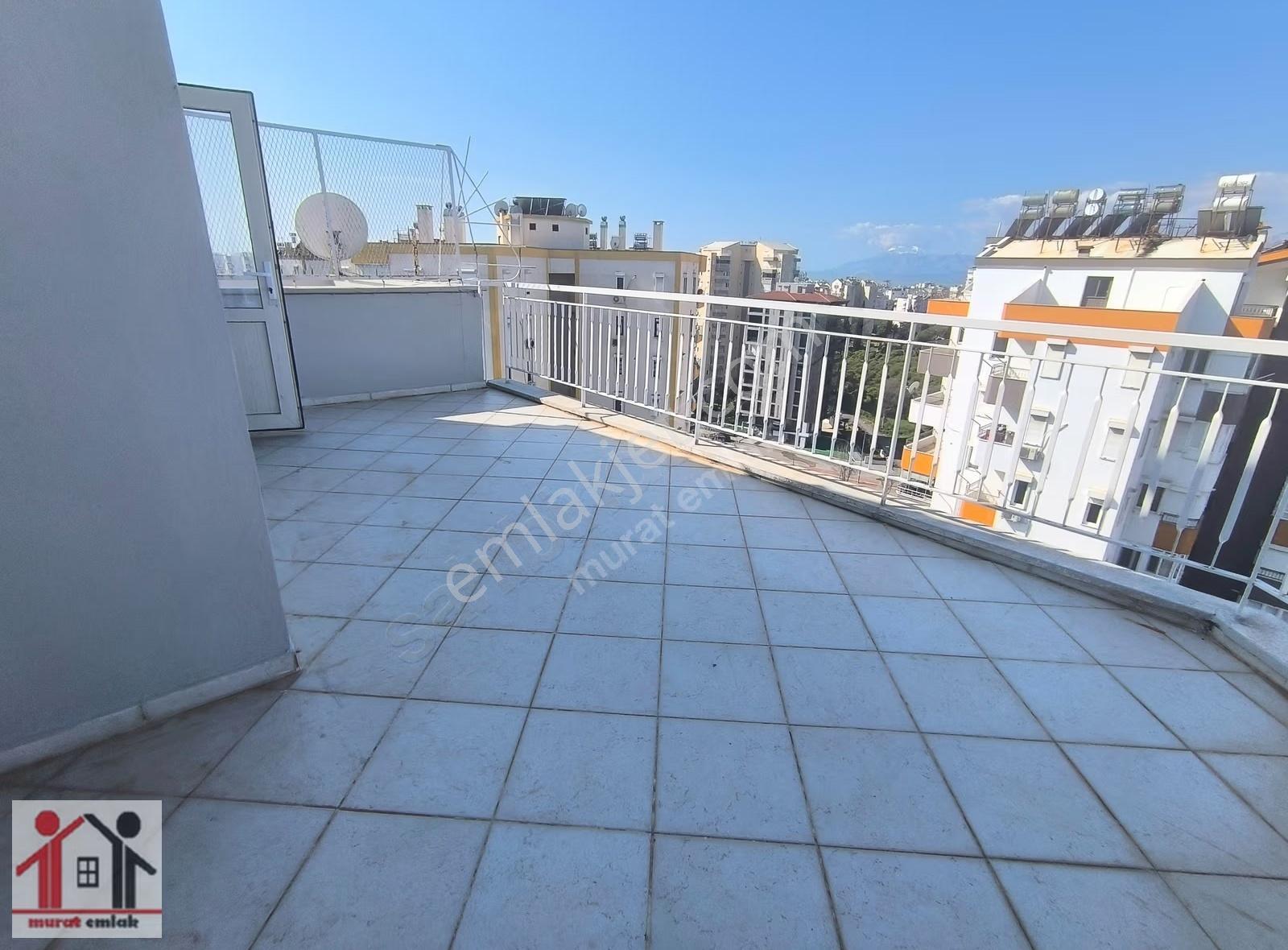 Meydankavağı Mahallesinde Çok Geniş İçi Yapılı 6+1 Kiralık Daire - Görsel 27