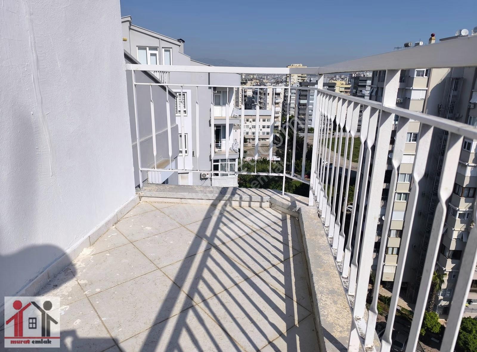 Meydankavağı Mahallesinde Çok Geniş İçi Yapılı 6+1 Kiralık Daire - Görsel 18