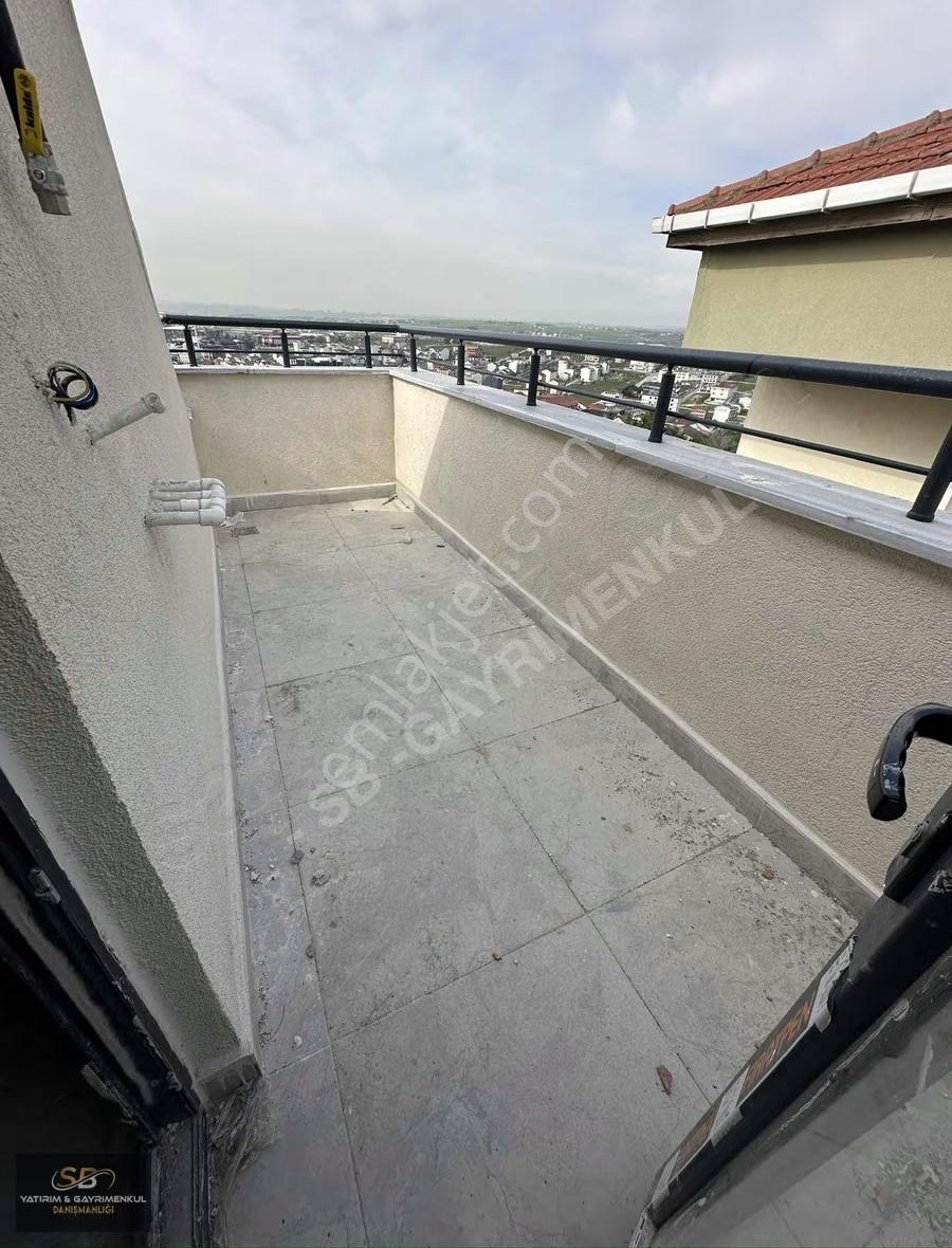 Taşoluk Mah 3+1 Çatı Piyes Daire Yüksek Çatı - Görsel 8