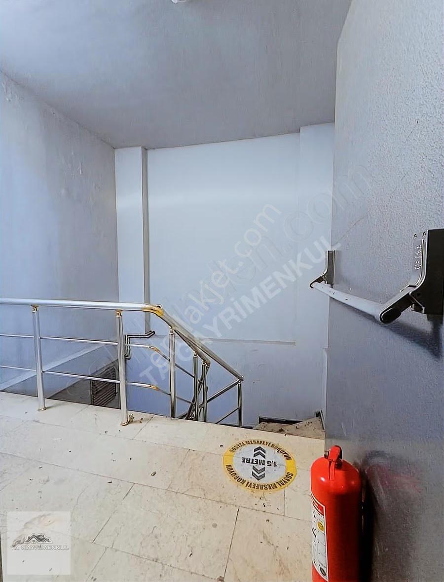Ta Gayrimenkul Den Yatırımlık Tepeüstü Meydan Da İş Merkezi - Görsel 3