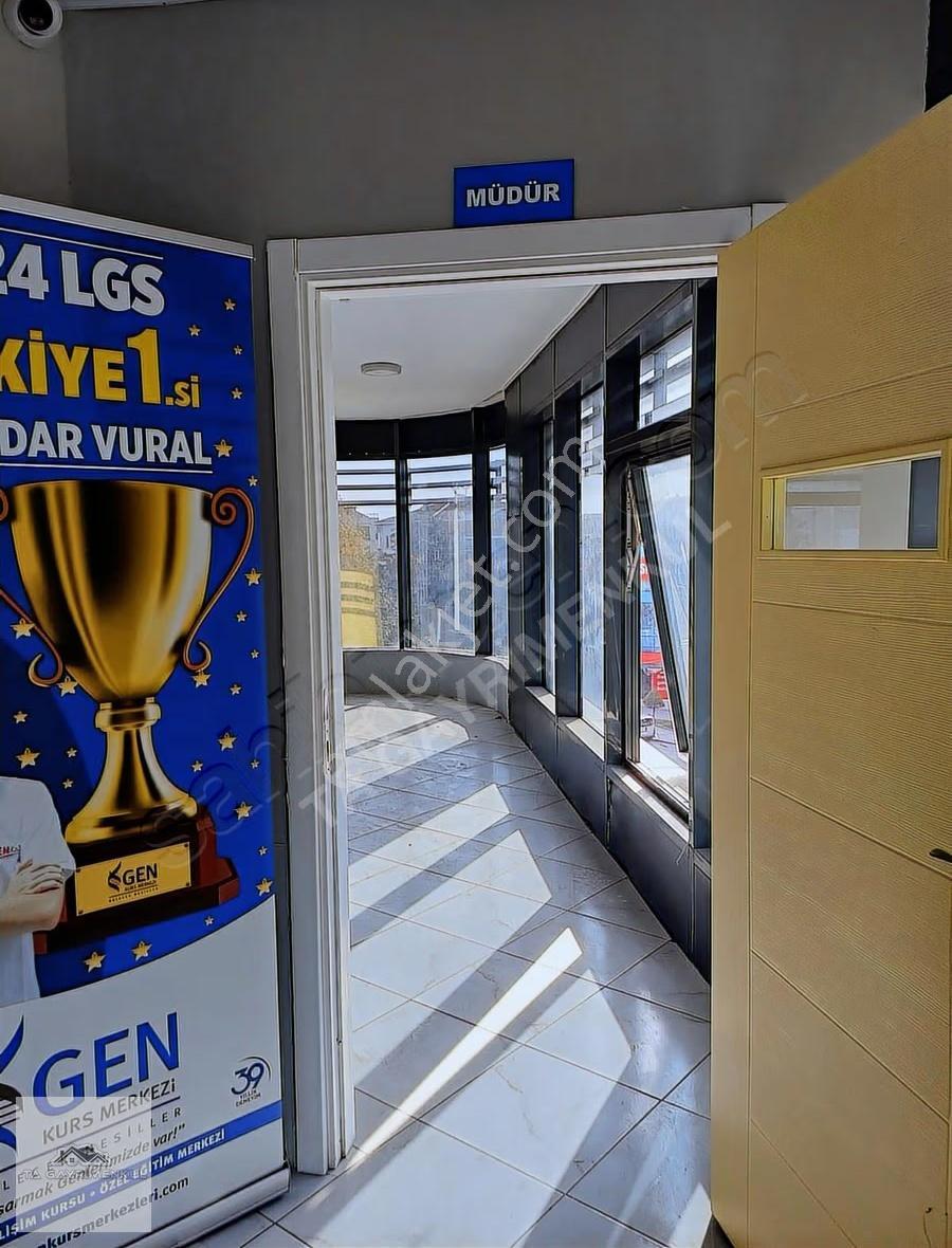 Ta Gayrimenkul Den Yatırımlık Tepeüstü Meydan Da İş Merkezi - Görsel 30