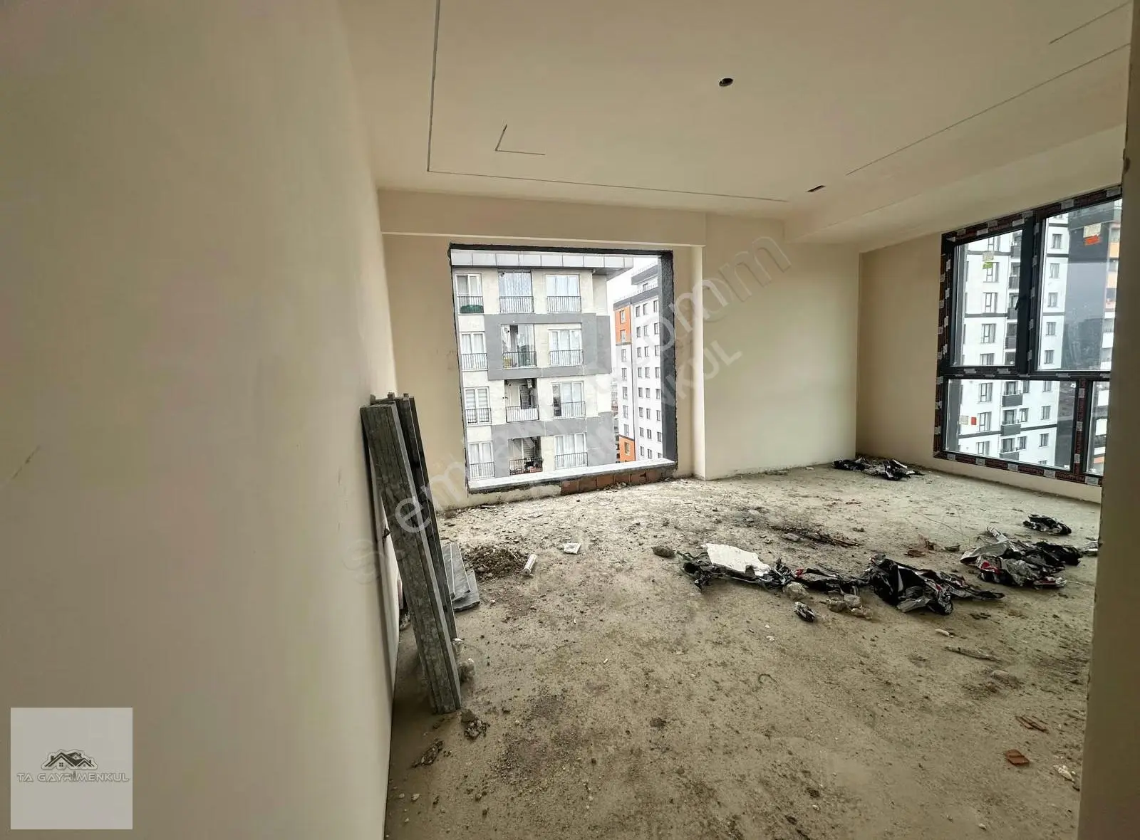 Halkalı Yıldız Yaşam Sitesi'nde Satılık Arka Köşe Daire 2+1 - Görsel 2
