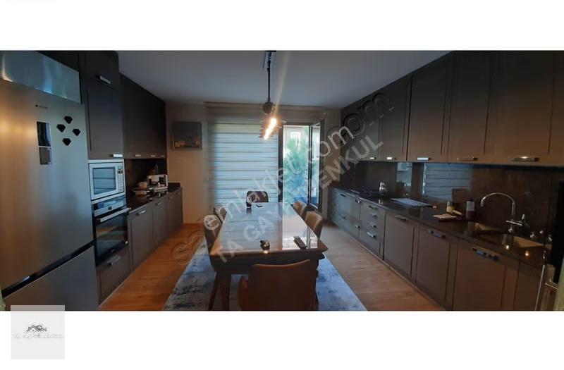 Floryada Villa Tadında Elit Kesimde Konut - Görsel 9