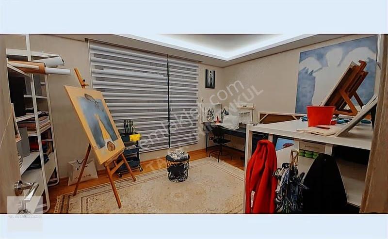Floryada Villa Tadında Elit Kesimde Konut - Görsel 13
