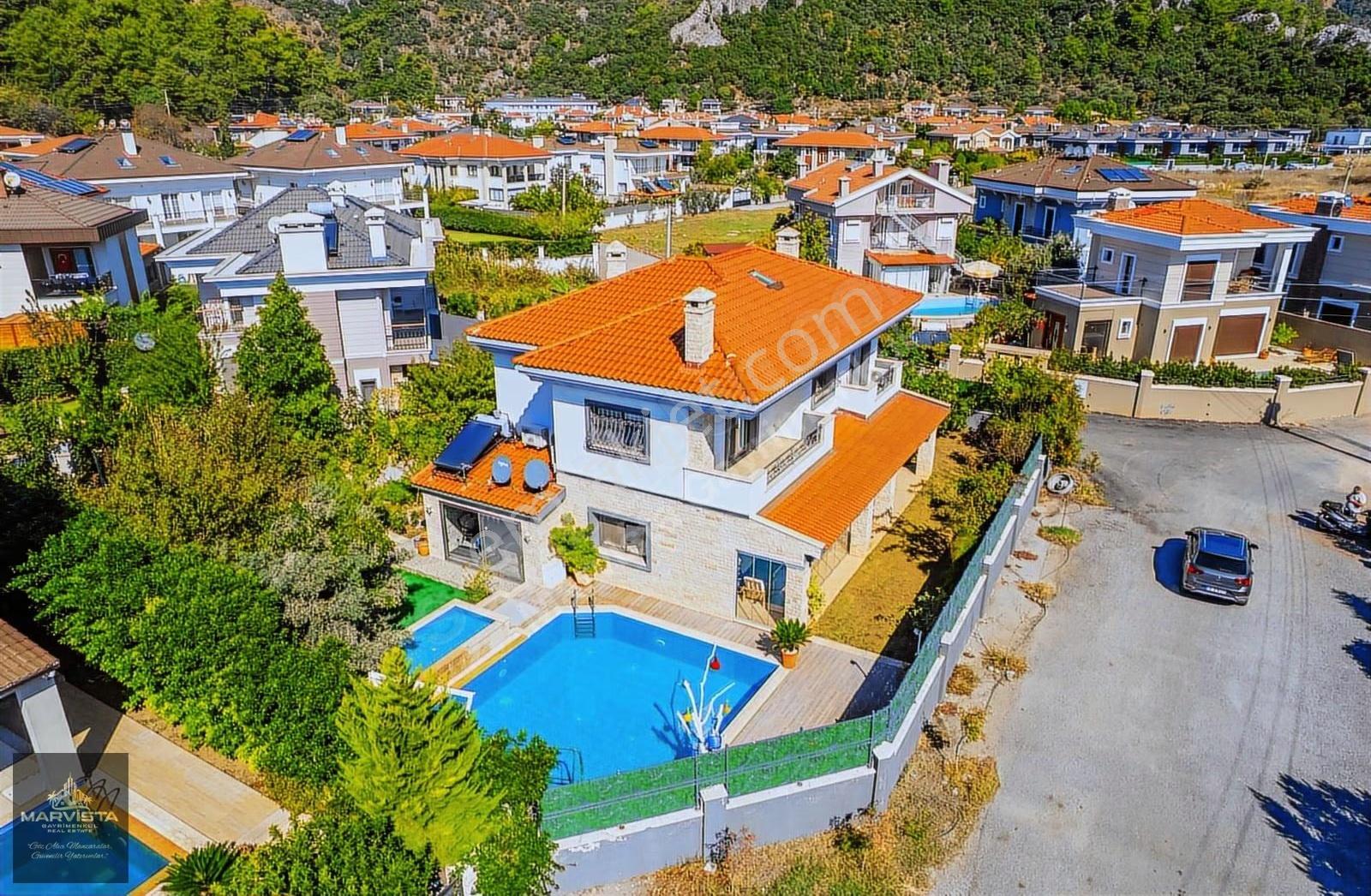 Marmaris'in En Prestijli Bölgesinde Satılık Lüks Villa - Görsel 5