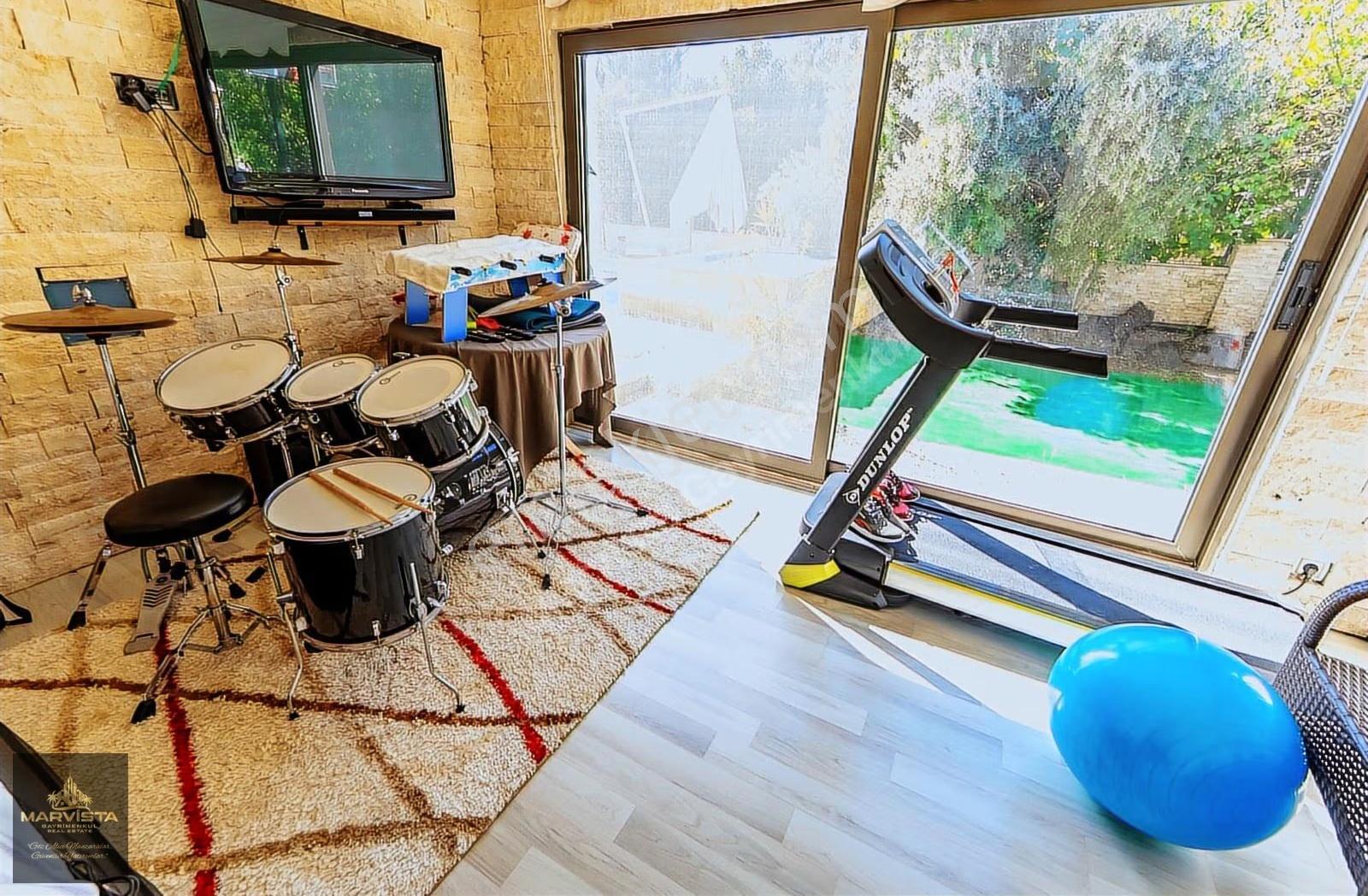 Marmaris'in En Prestijli Bölgesinde Satılık Lüks Villa - Görsel 15