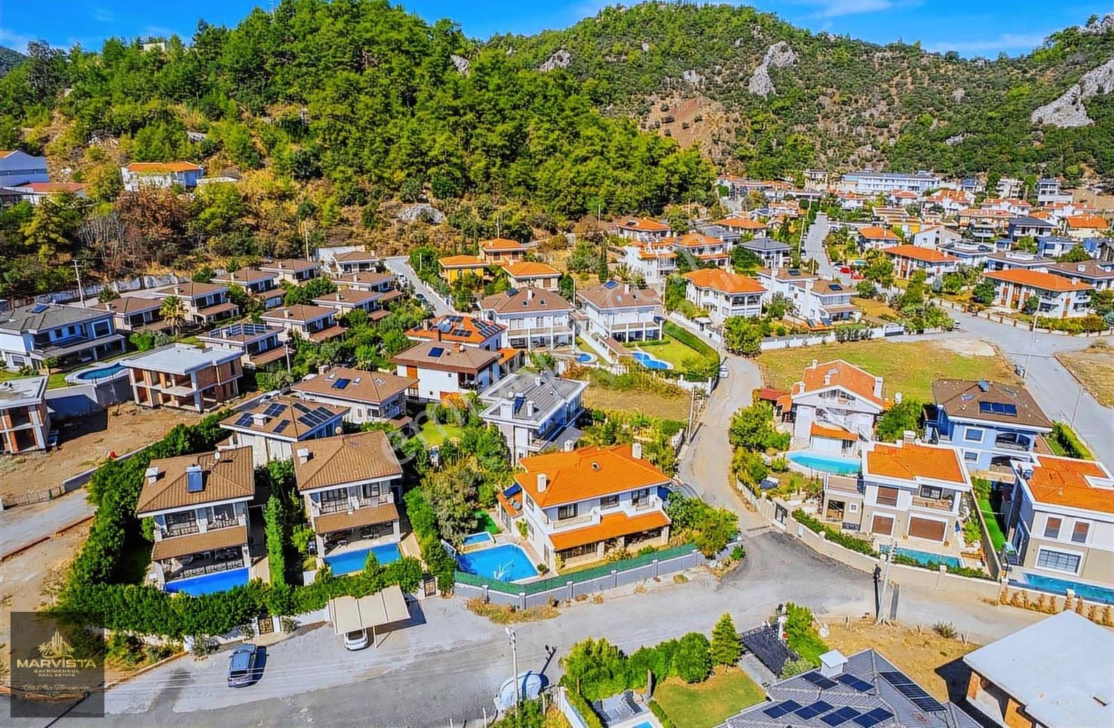 Marmaris'in En Prestijli Bölgesinde Satılık Lüks Villa - Görsel 2