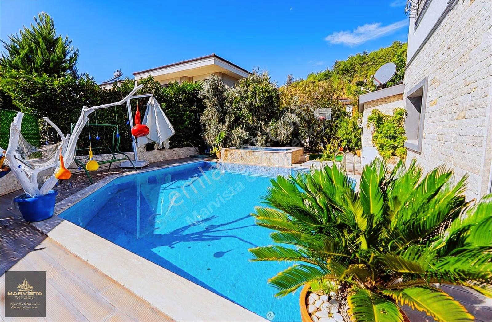 Marmaris'in En Prestijli Bölgesinde Satılık Lüks Villa - Görsel 9