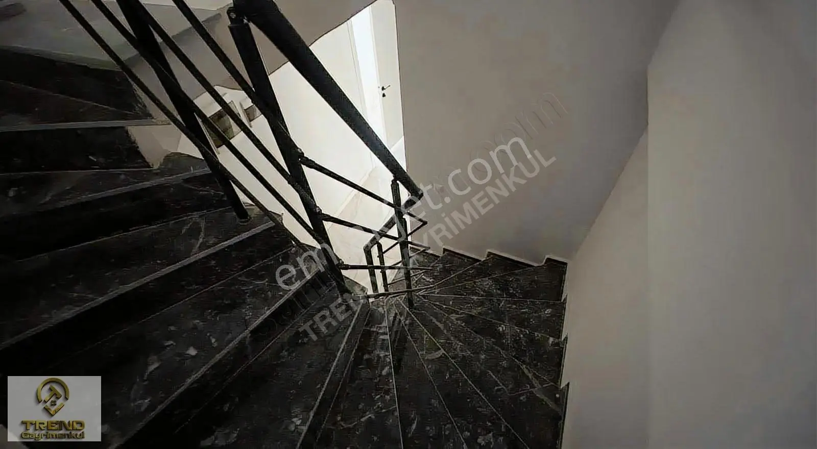 Bandırma Satılık 4+1 Sıfır Dublex Daire Hürriyet Parkı Karşısı - Görsel 2