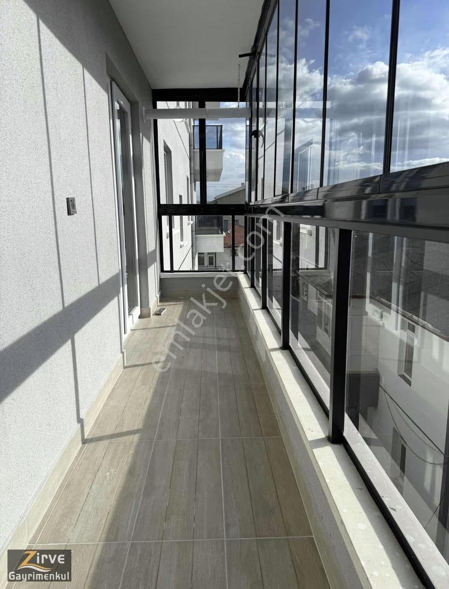 Zirve'den Yeşiltepe Mahallesi Ara Kat 2+1 Yapılı Masrafsız Daire - Görsel 29