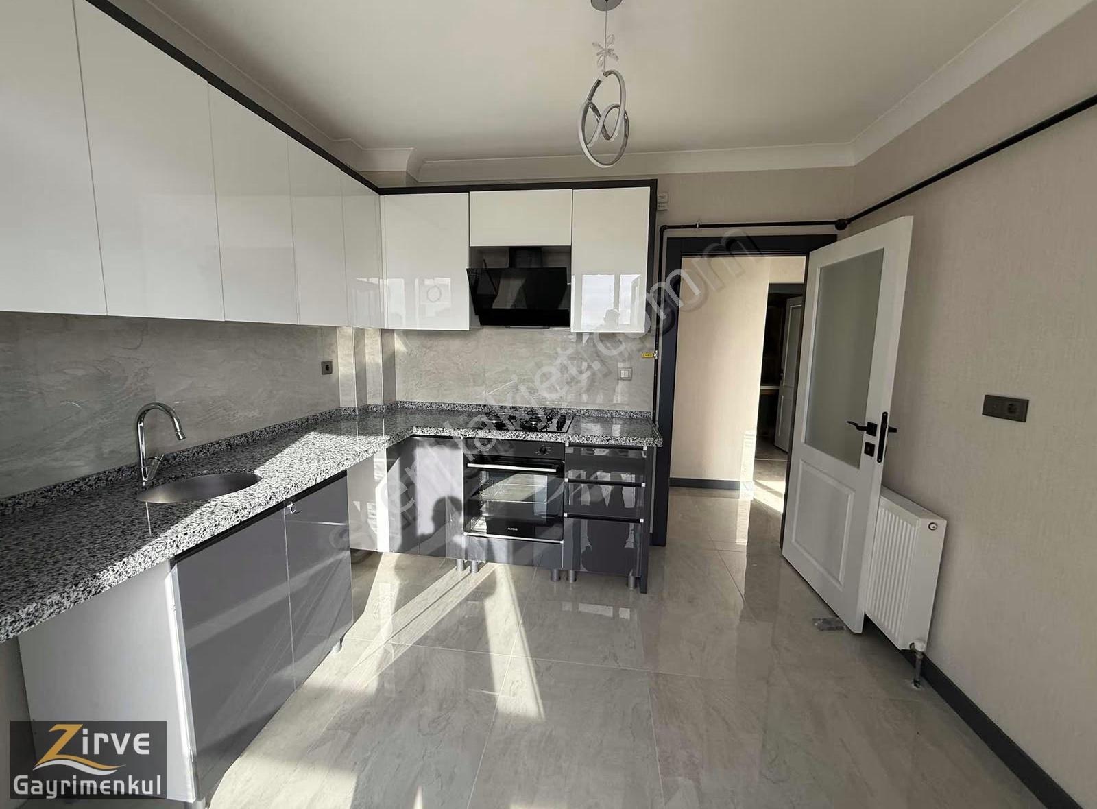 Zirve'den Yeşiltepe Mahallesi Ara Kat 2+1 Yapılı Masrafsız Daire - Görsel 14