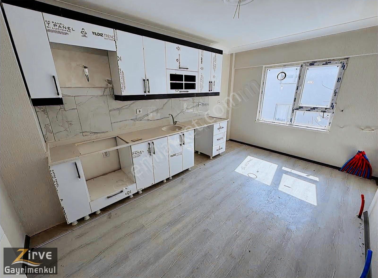Zirveden Yıldırımda 3+1 Arakat Geniş Kullanışlı Daire - Görsel 24