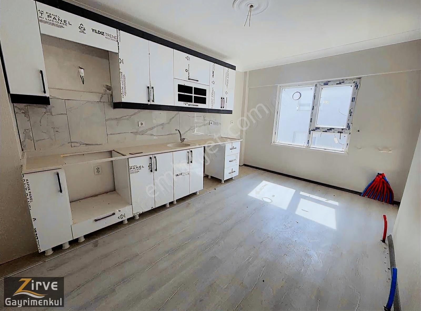 Zirveden Yıldırımda 3+1 Arakat Geniş Kullanışlı Daire - Görsel 14