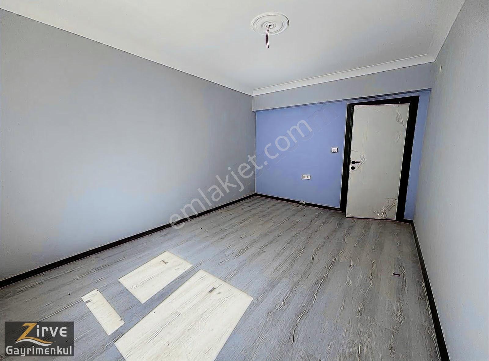Zirveden Yıldırımda 3+1 Arakat Geniş Kullanışlı Daire - Görsel 3