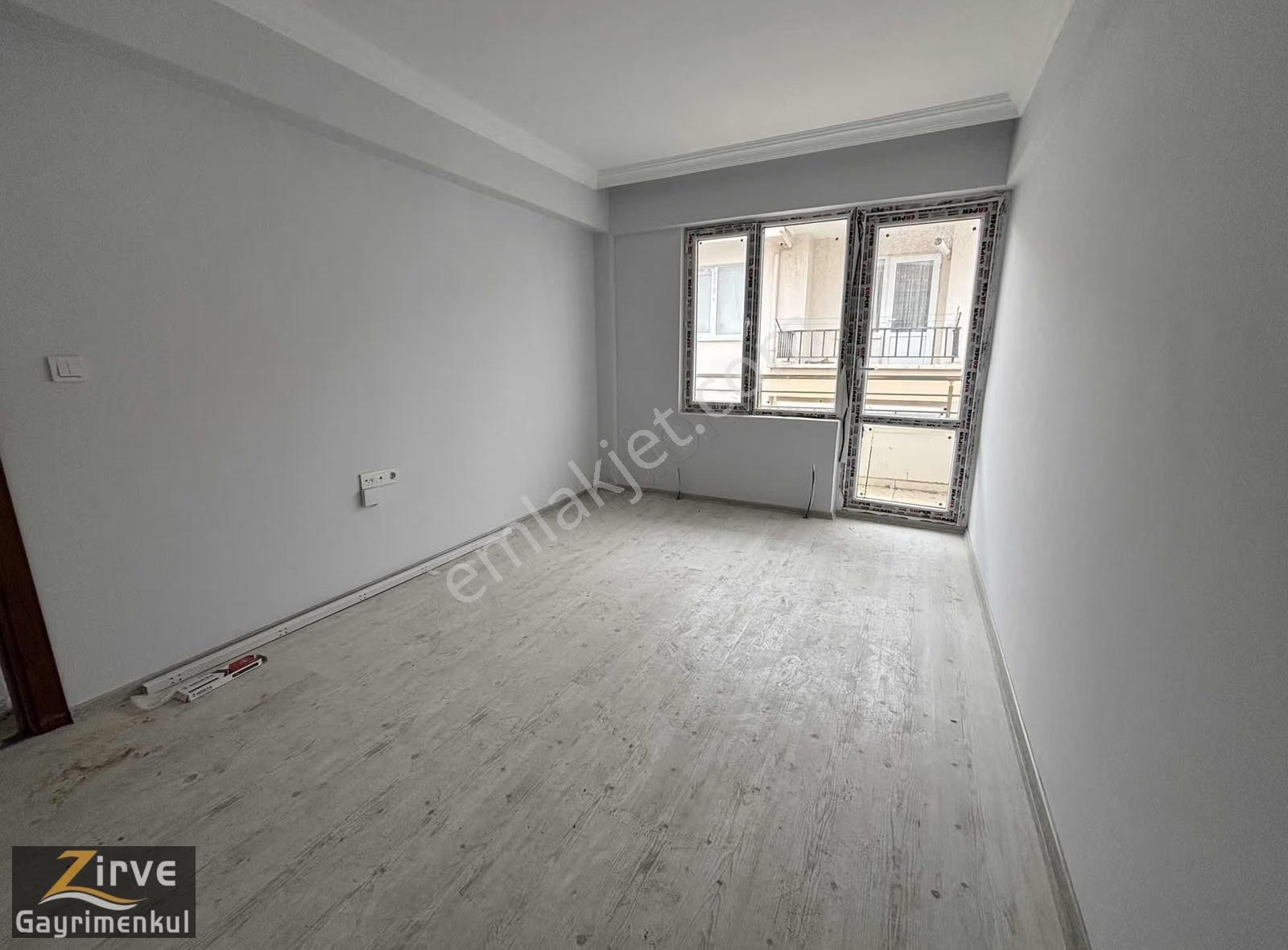 Zirveden Yıldırımda Mükemmel Konumda 3+1 Daire - Görsel 2