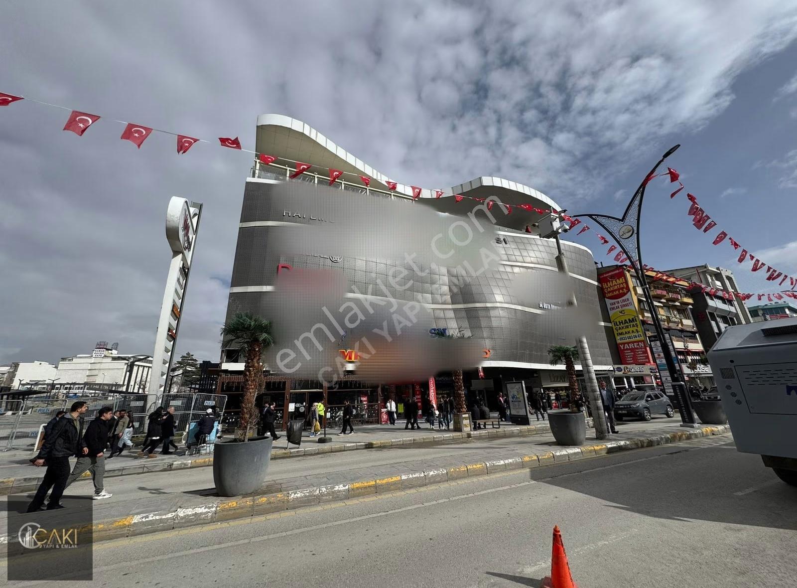 Çakı Yapı Emlaktan Van Mall Avm'de Satılık Dükkan - Görsel 4