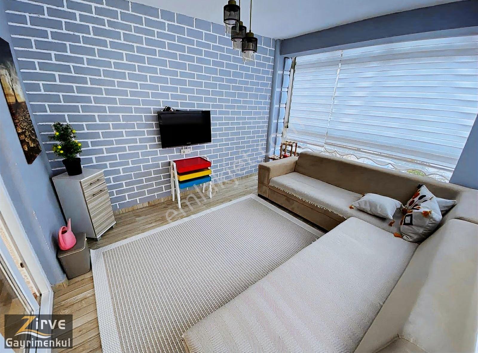 Zirveden Sitede Kök Tapu Teras Balkonlu Lüks Daire - Görsel 31