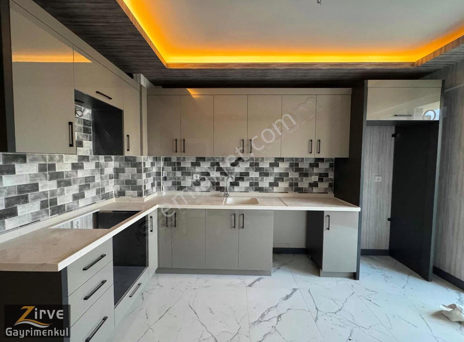 Zirveden Cadde Üstü 3+1 Lüks Daireler - Görsel 27