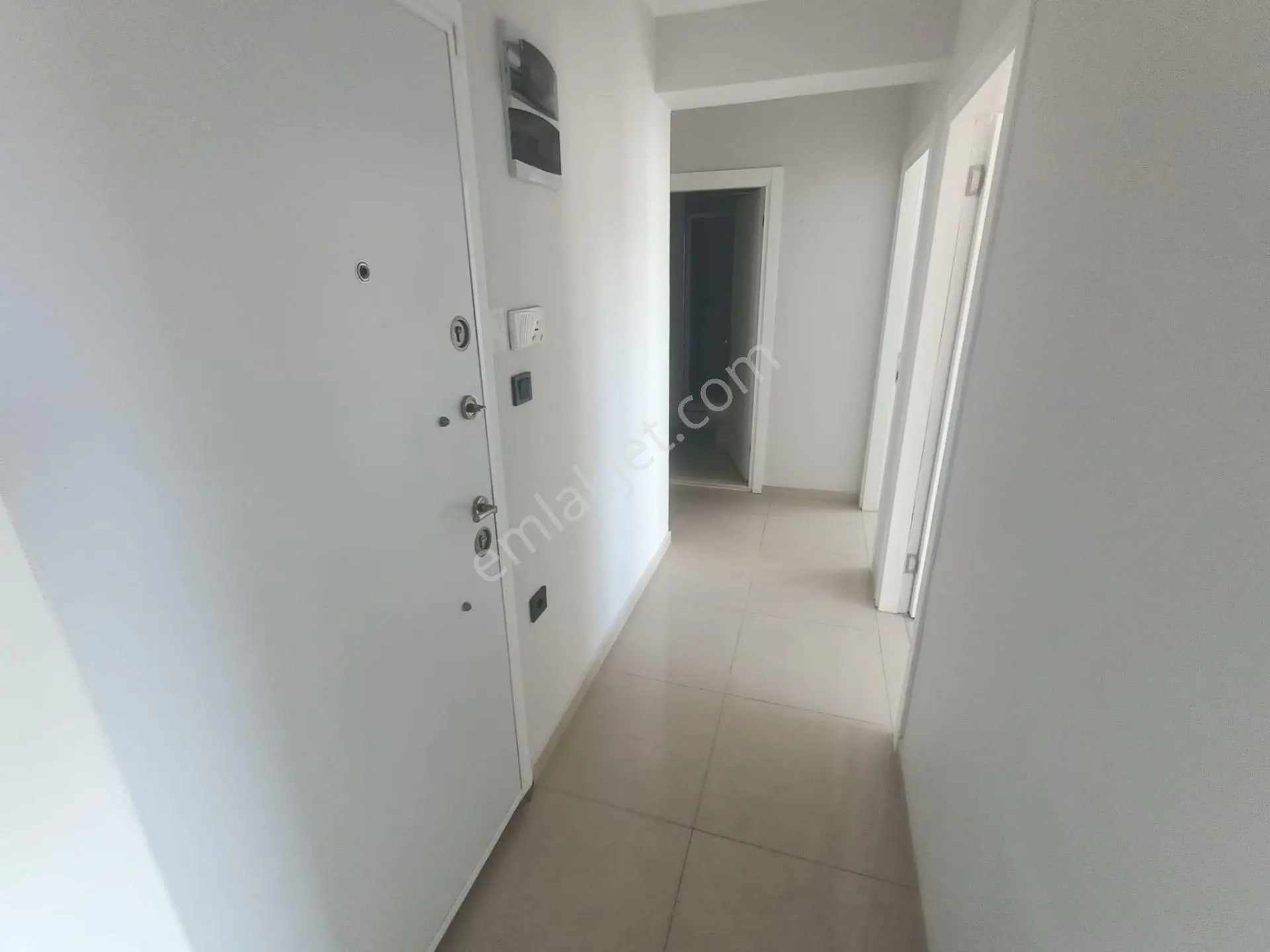 Merkezi Konumda Kapalı Mutfaklı 2+1 Bakımlı Satılık Daire - Görsel 5