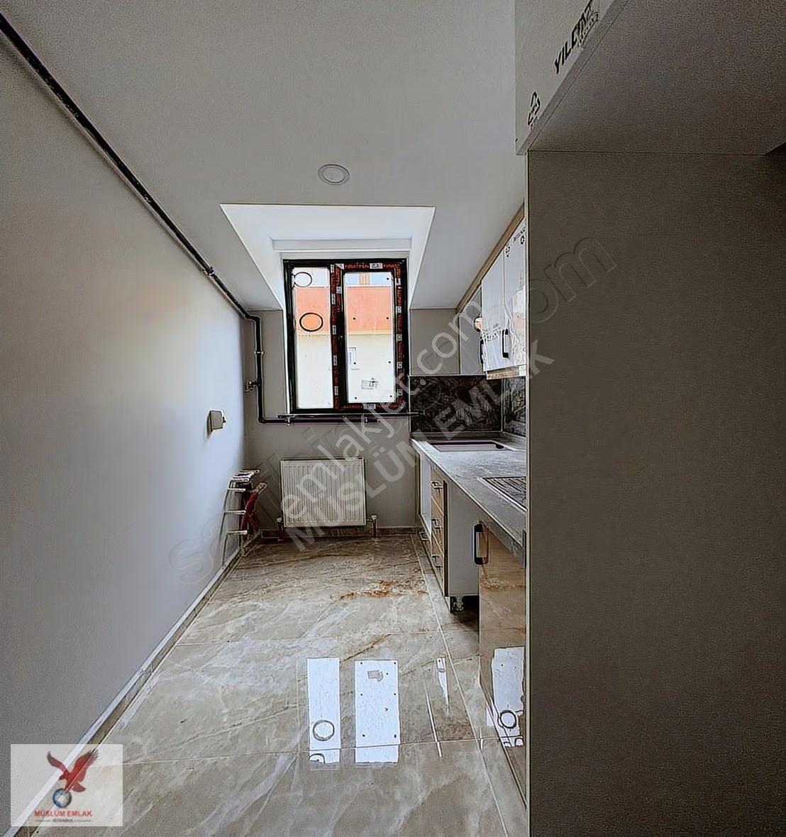 Müslüm Emlaktan Avcılar Reşitpaşa Caddesine Yakın 3+2 Sıfır - Görsel 31