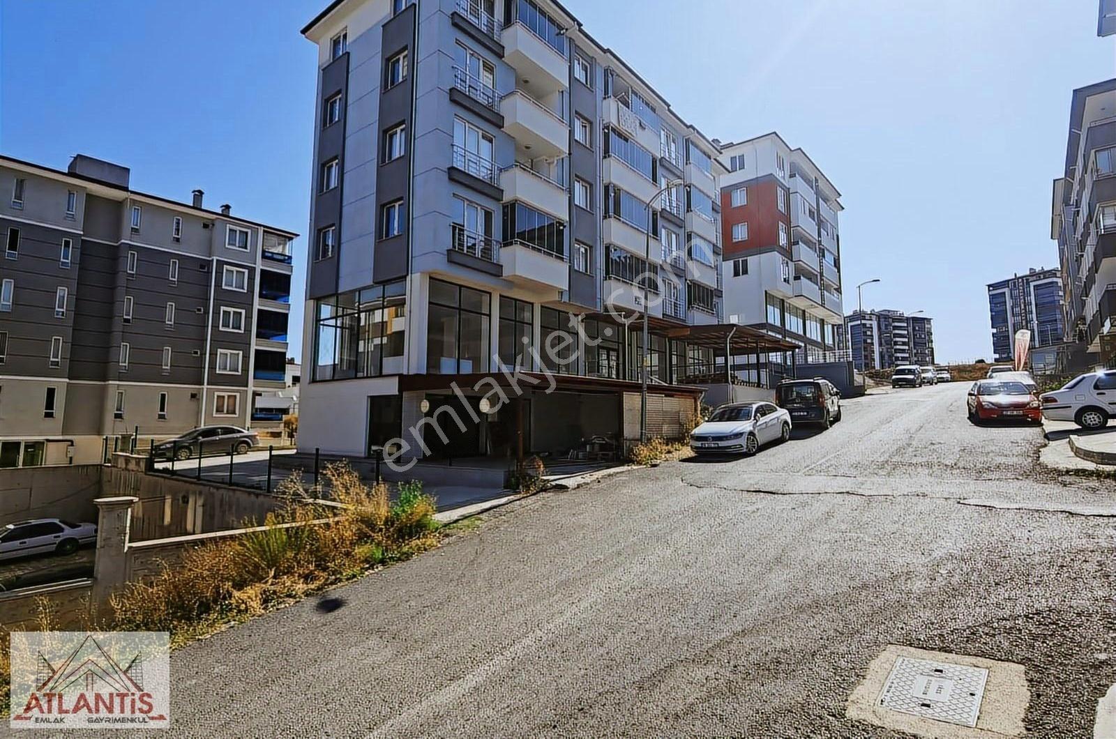 Tosya Yolunda 280 M2 Kiralık Dükkan - Görsel 10