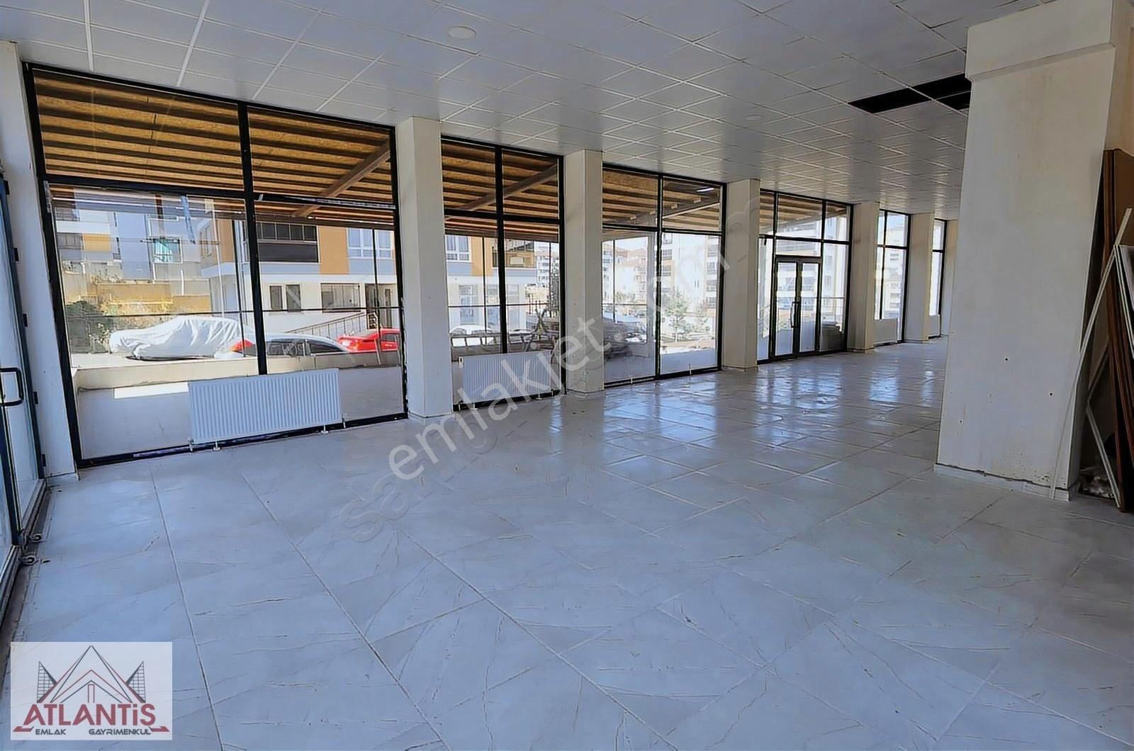 Tosya Yolunda 280 M2 Kiralık Dükkan - Görsel 19