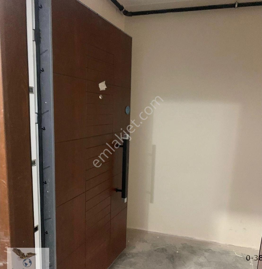 Müslüm Emlaktan Reşitpaşa Caddesinde 2+1 Ara Kat Daire - Görsel 5