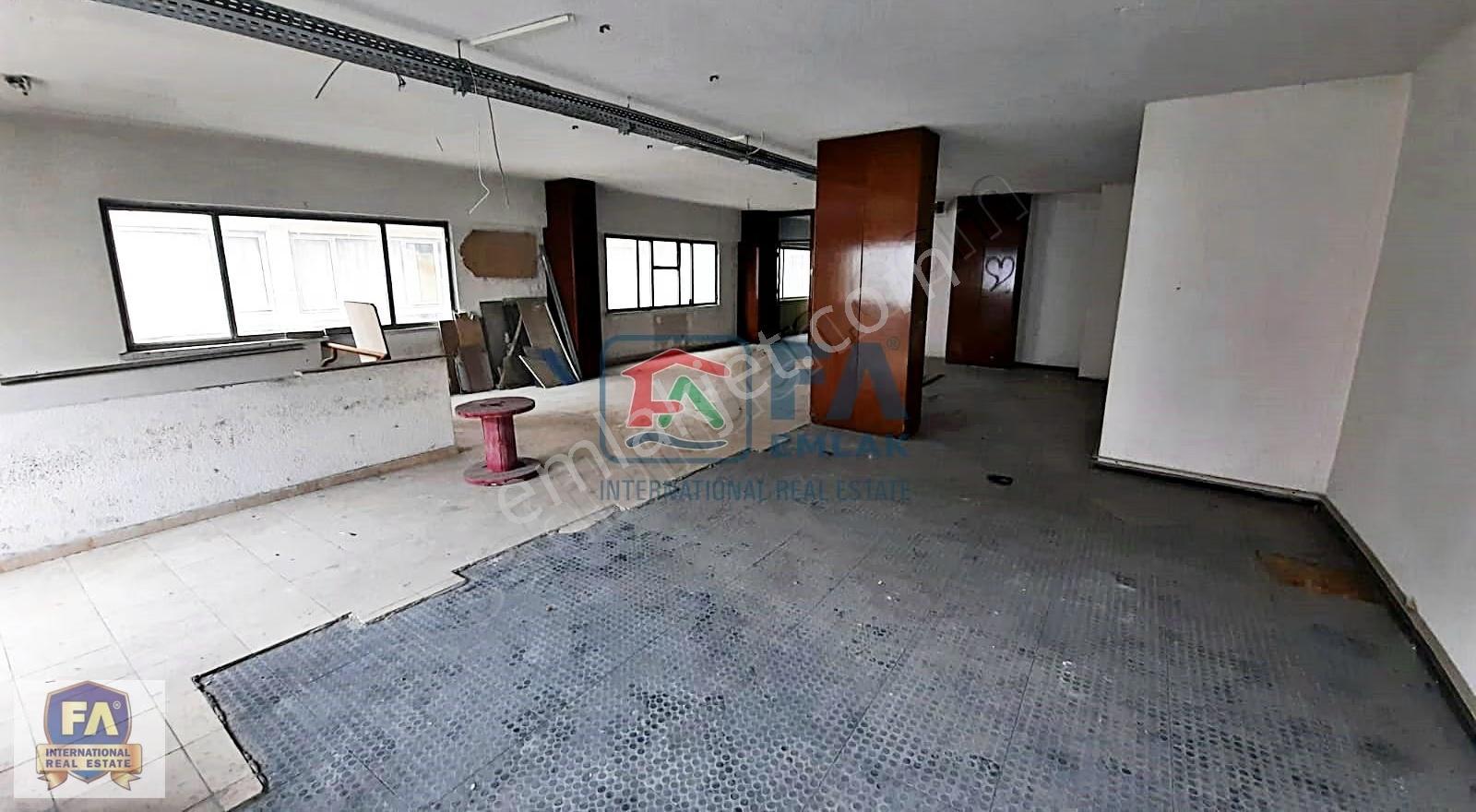 Fa'dan Şehir Merkezinde Enteller Cadde 3 Katlı Satılık İşyeri - Görsel 3
