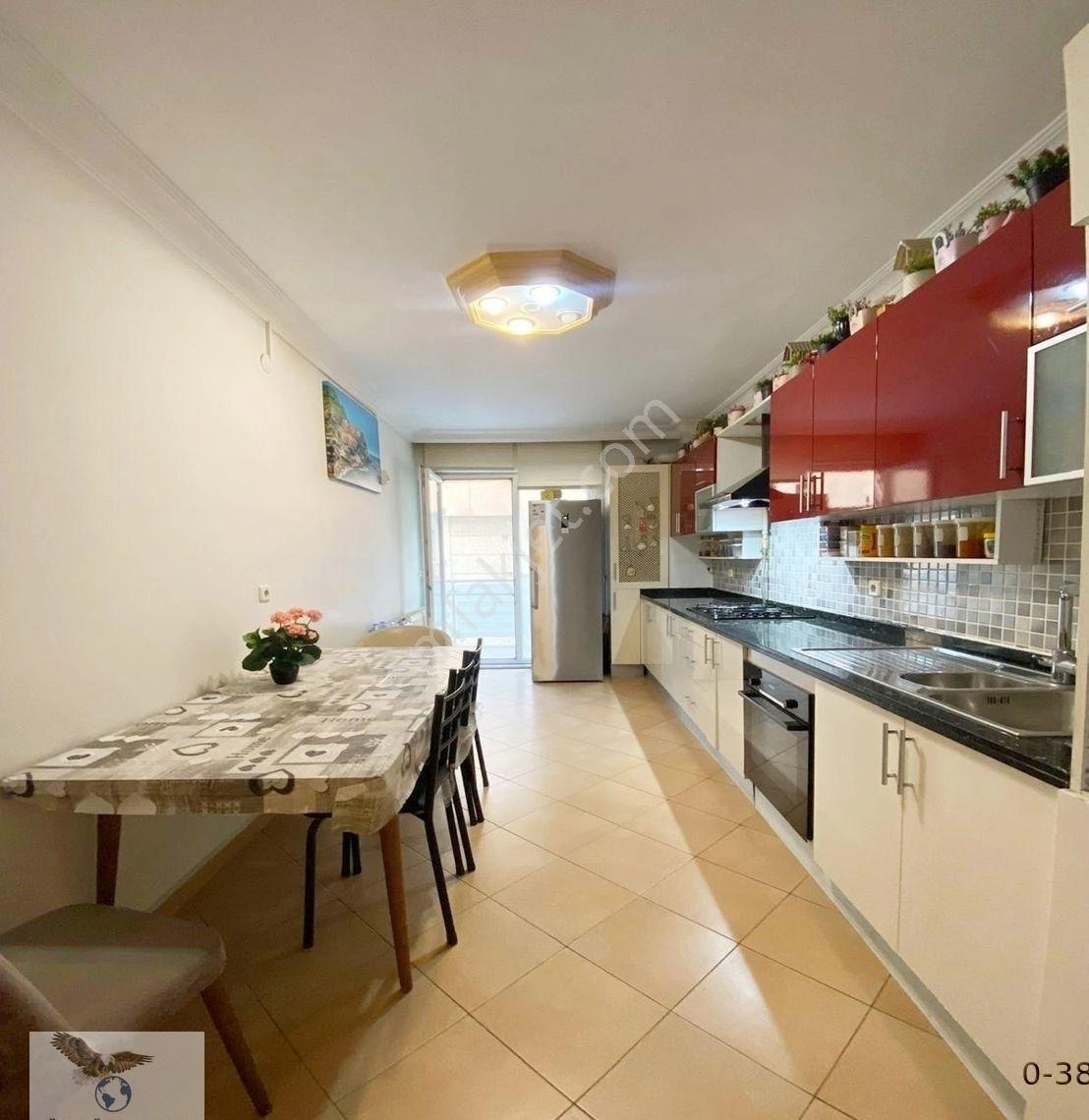 Avcılar D.köşklerde 3+1 180 M2 Saray Gibi Ara Kat Daire - Görsel 24