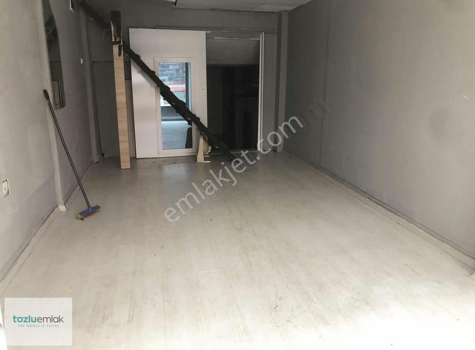 Tozluemlak'dan Yeni Karakol Cami Arkası Kiralık İşyeri