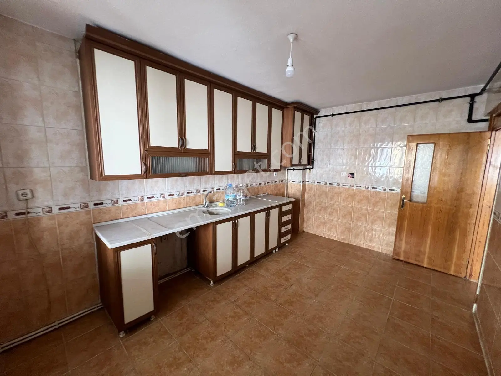 İzmir Torbalı Gold Emlaktan Satılık 3x1 Daire