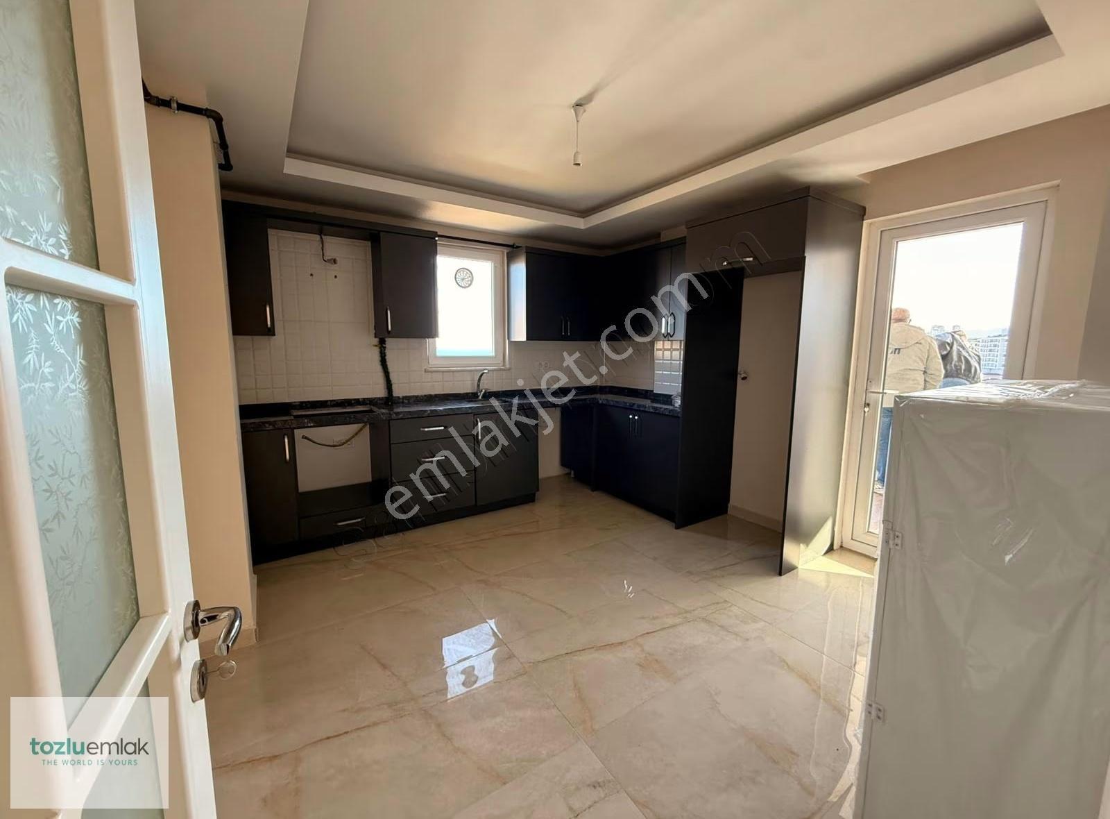 Tozlu Emlak'tan Müstakil Ev Konforunda Deniz Manzaralı 4+1 Daire - Görsel 20
