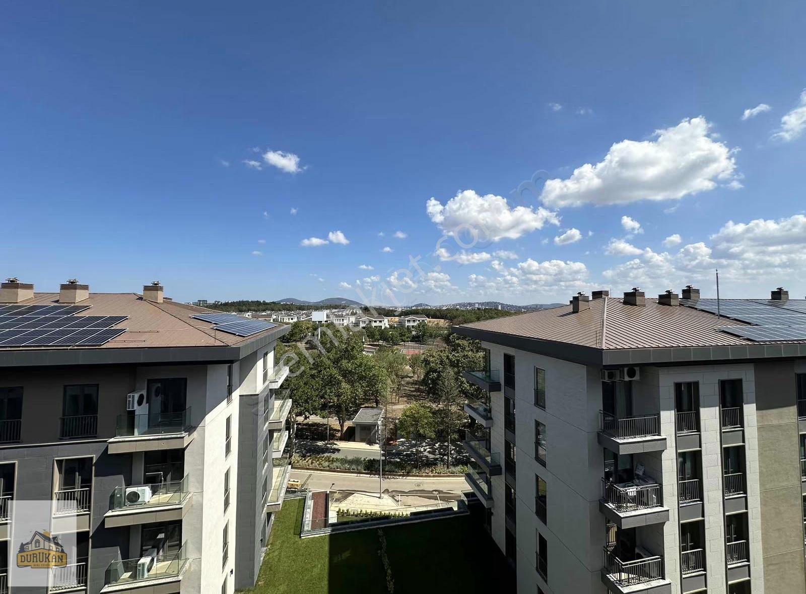 Emlak Konut Çınarköy Evleri'nde 3+1 180 M² | Açık Cephe | Peyzaj