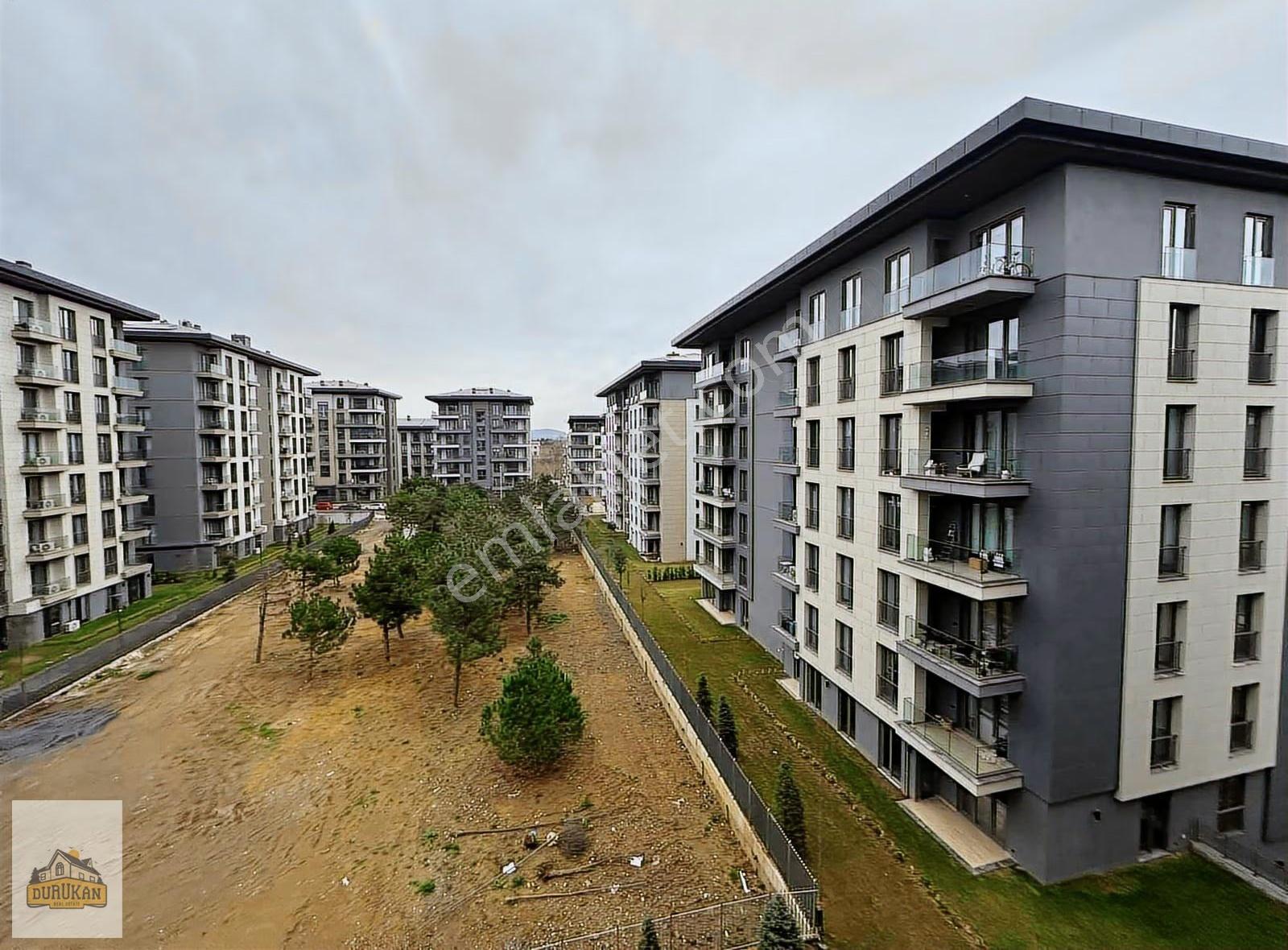 Emlak Konut Çınarköy | Peyzaj Cephe | 4+1 Kiralık Daire