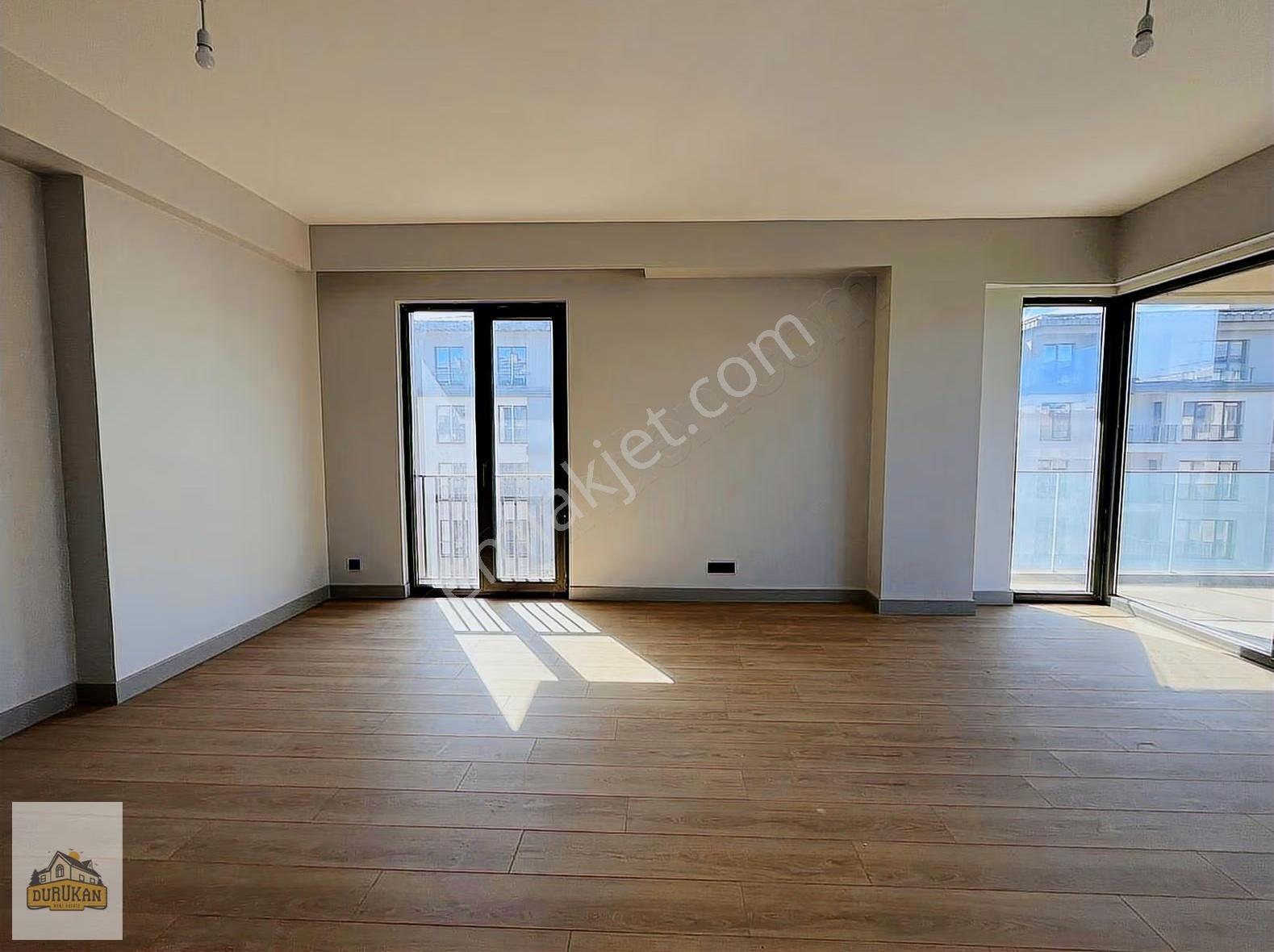 Çınarköy | Büyük Tip | 3+1 Kiralık Daire - Görsel 26