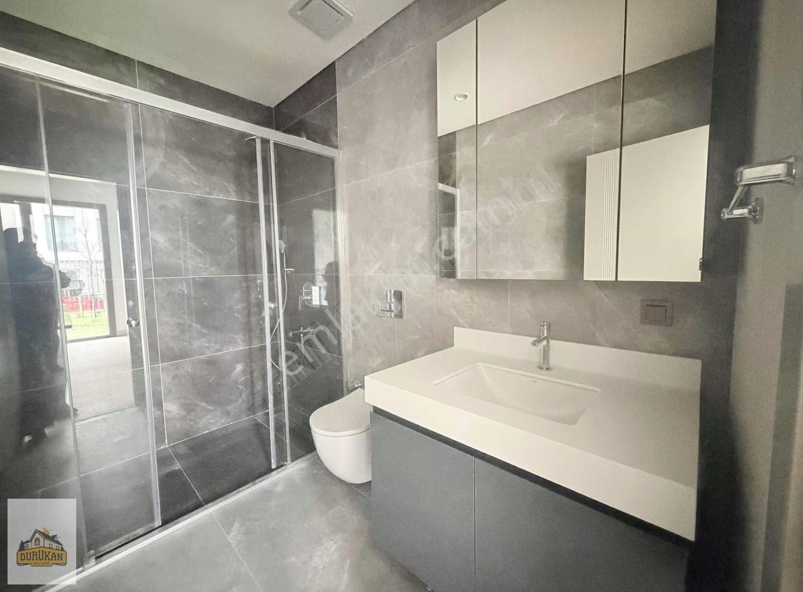 Emlak Konut Çınarköy Evleri'nde | 160 M² | 3+1 | Bahçeli - Görsel 3