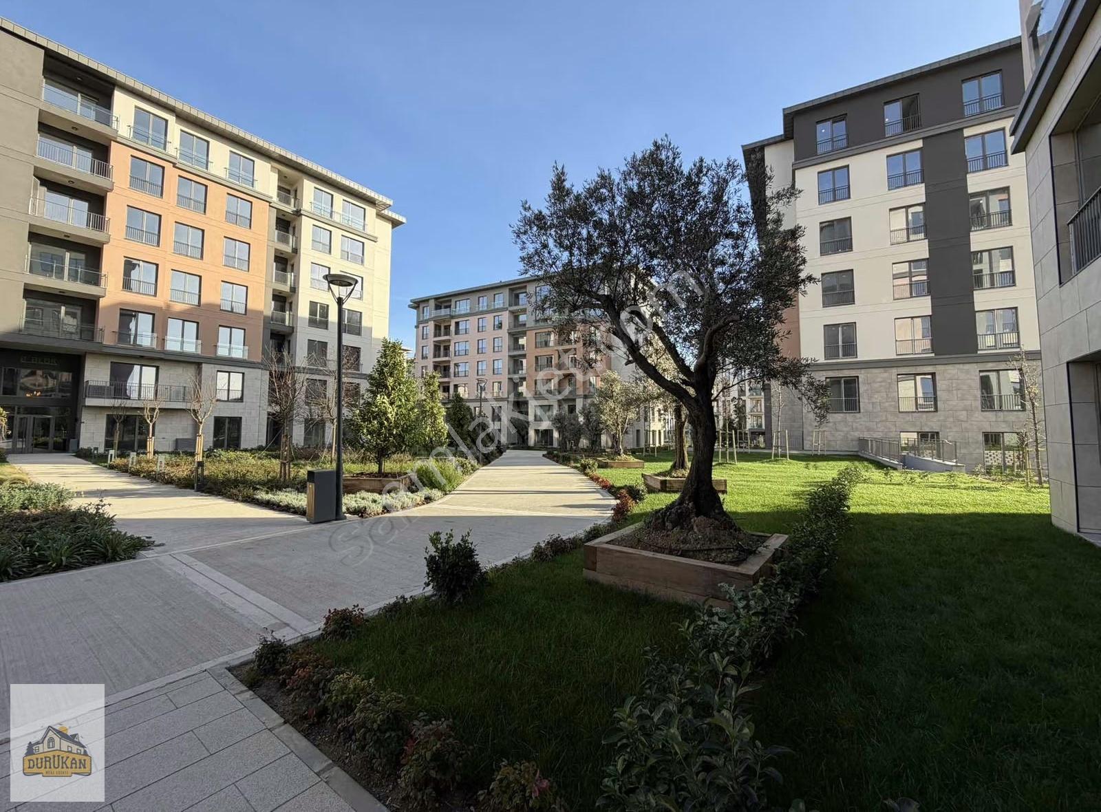 Emlak Konut Çınarköy Evleri'nde | 160 M² | 3+1 | Bahçeli