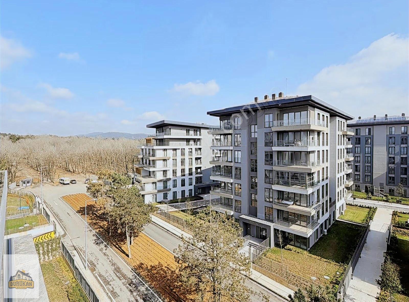 Emlak Konut Çınarköy Evleri'nde 3+1 180 M² | Açık Cephe | Peyzaj