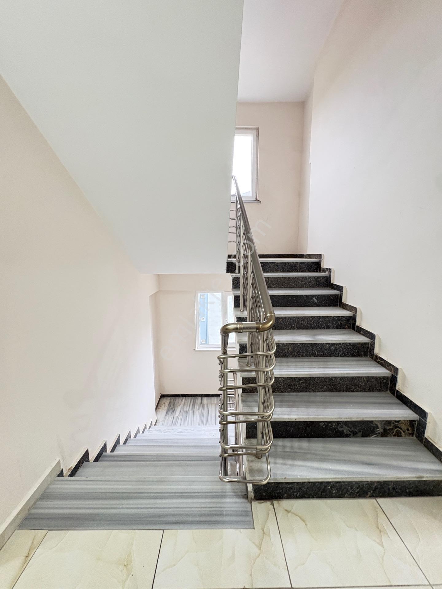 Marmara'dan Manzaralı Eşyasız 1+1 Kiralık Daire - Görsel 28