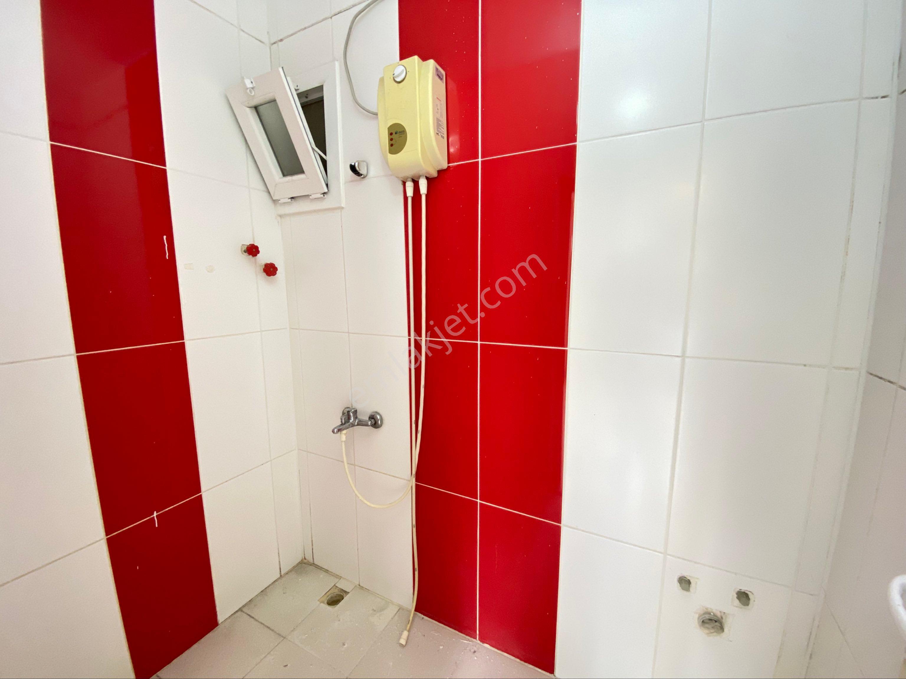 Azad-zorkun Camii Civarı Kiralık 3+1 (155m2) Daire - Görsel 24