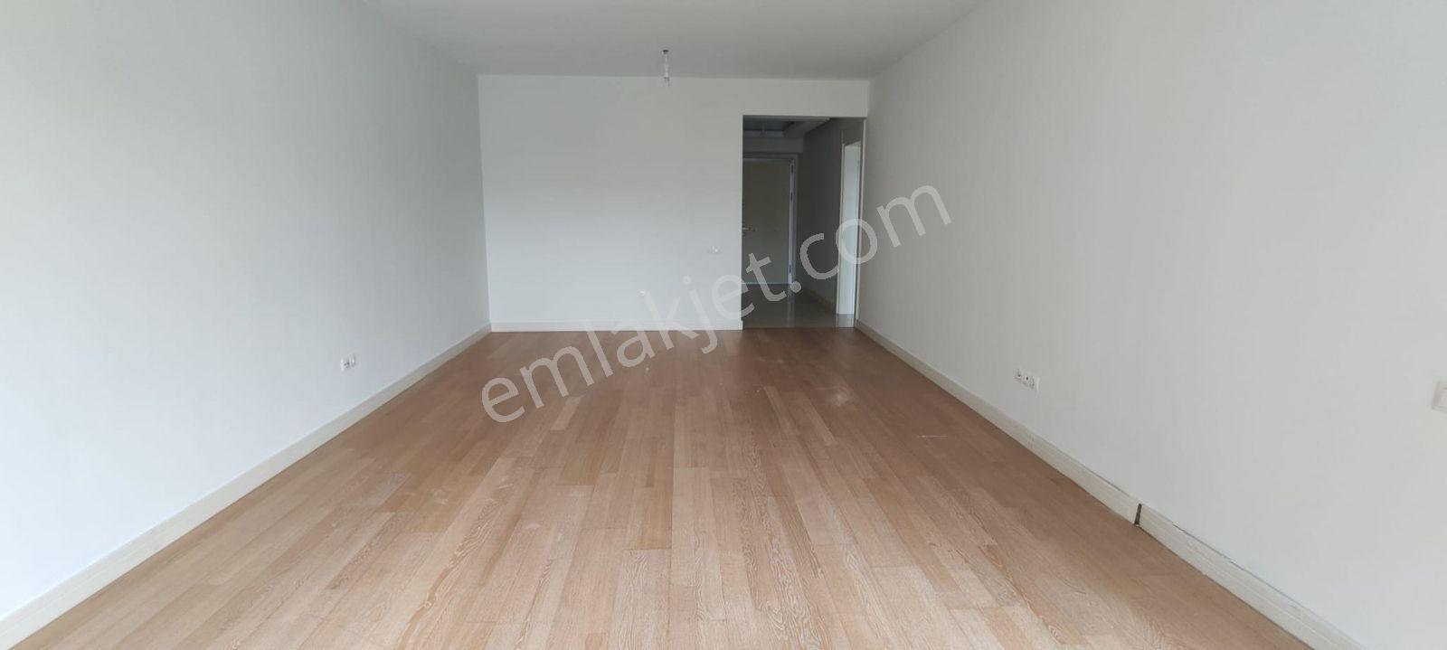 Remax Model Den Sinpaş Aqua City D2 Blokta 3.5+1 Kiralık Daire - Görsel 14