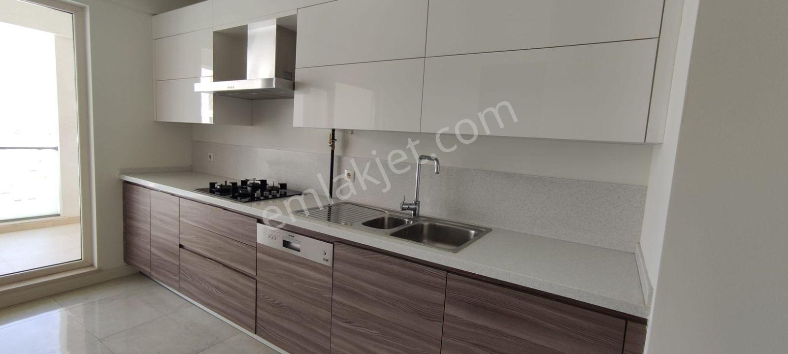 Remax Model Den Sinpaş Aqua City De 4+1 Kiralık Yalı Dairesi - Görsel 18