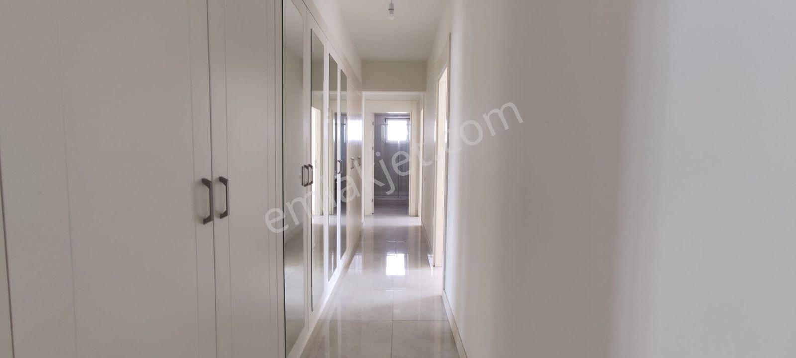 Remax Model Den Sinpaş Aqua City De 4+1 Kiralık Yalı Dairesi - Görsel 13