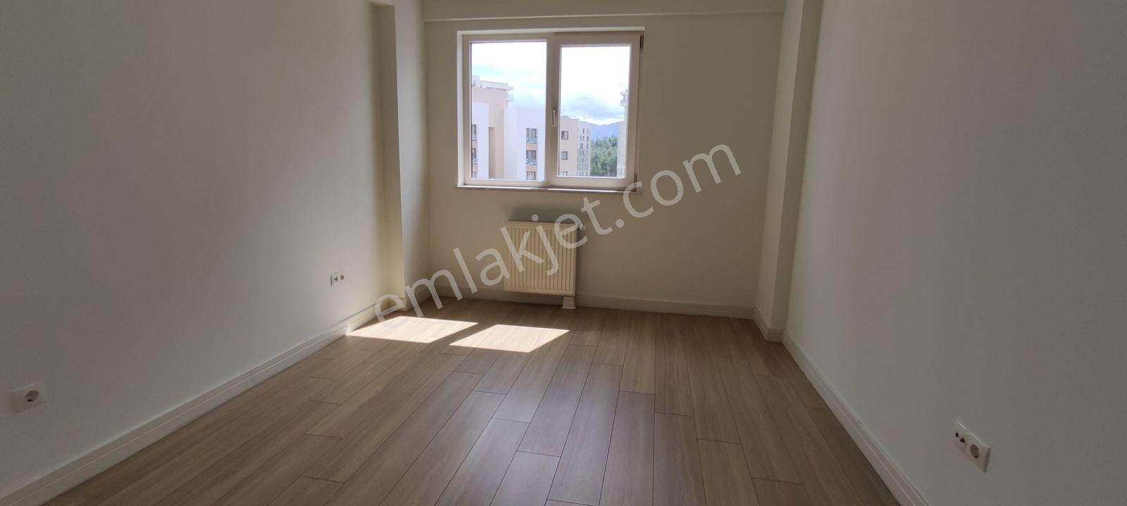 Remax Model Den Sinpaş Aqua City De 4+1 Kiralık Yalı Dairesi - Görsel 16